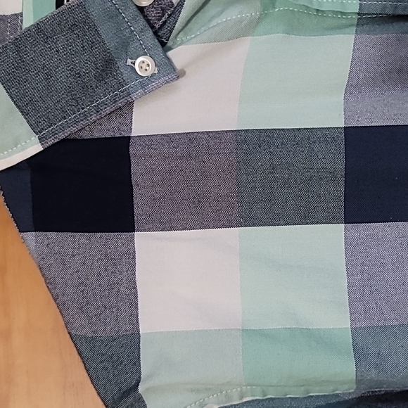 Express button up - Picture 4 of 5